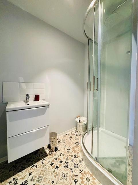 Camelias, De Charme Apartment *